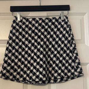 Zara Black and White Patterned Skirt